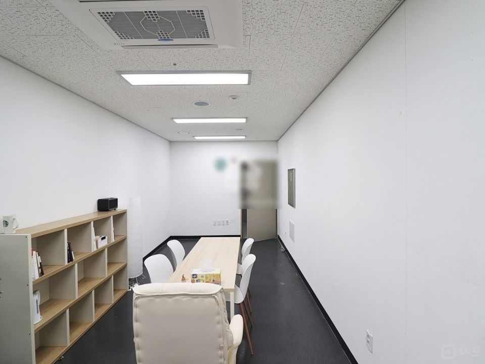 마곡나루역 9호선급행 공철 저렴 소형사무실 매물의 5번째 사진