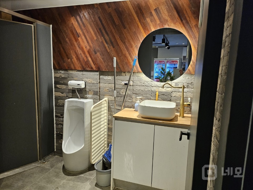 Pc방 내놓습니다. 50대 매물의 5번째 사진