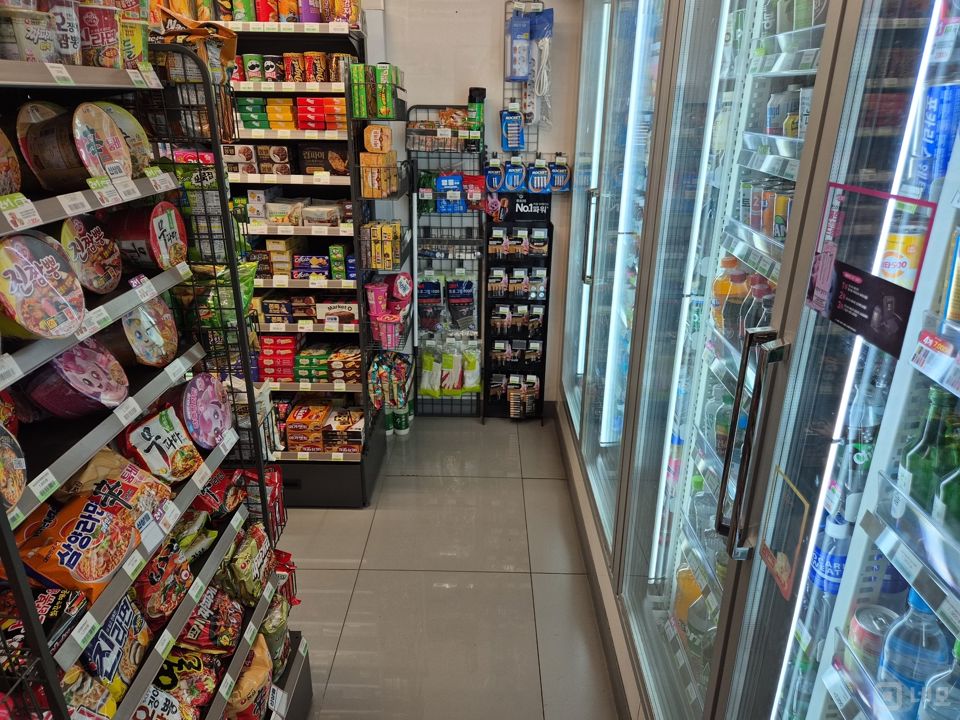 오류동 단지내 상가에 위치한 편의점 매물의 4번째 사진