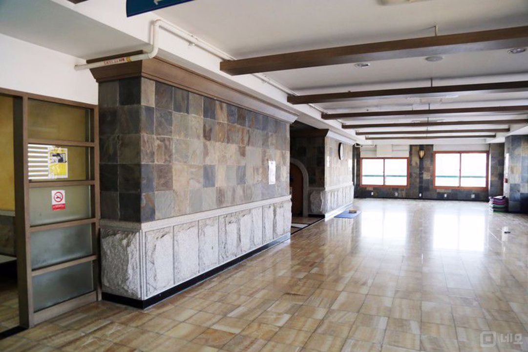 불광동 번화가에 위치한 사우나 매물의 2번째 사진