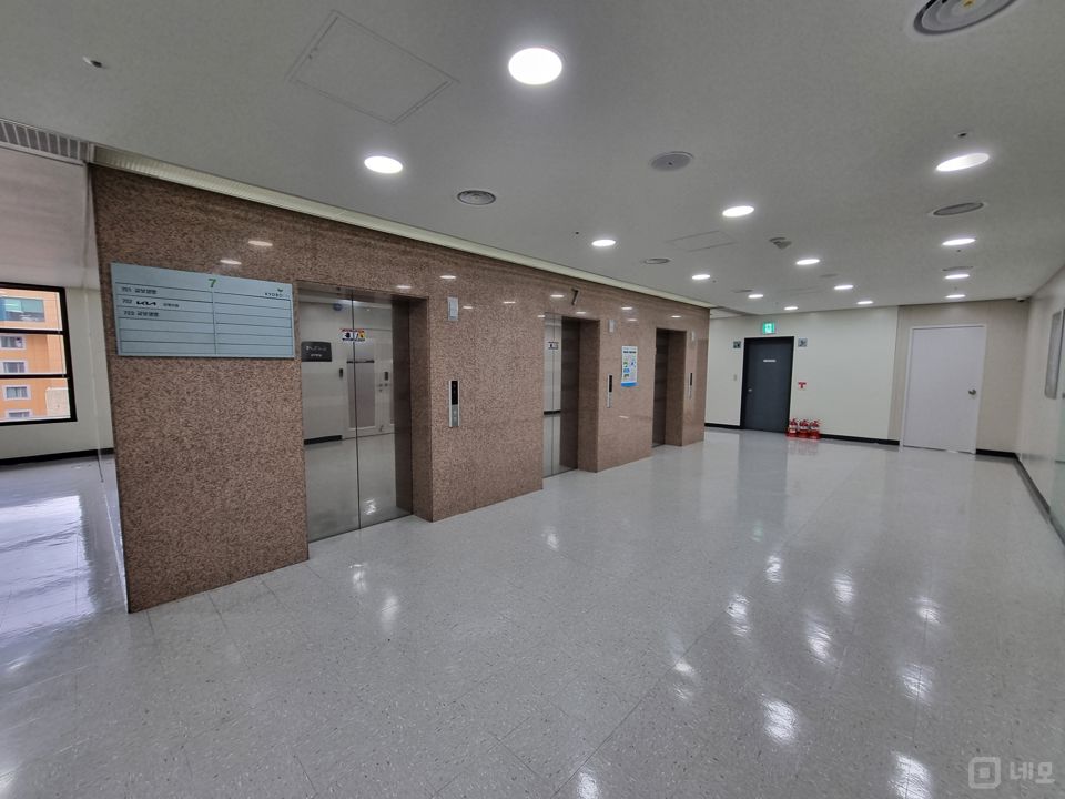 노원역 초역세권, 대로변에 위치한 상계동 12층 사무실 매물의 5번째 사진