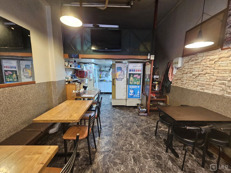 접근성 좋은 대로변 1층, 성수동2가 술집 매물의 1번째 사진