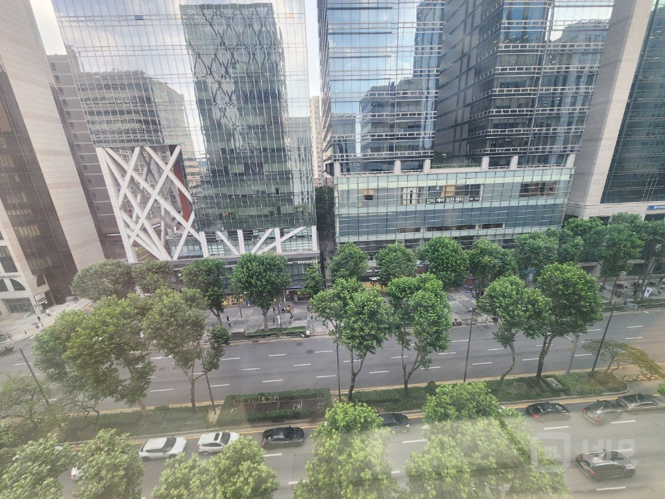 16평 넓은 사무실 매물의 4번째 사진