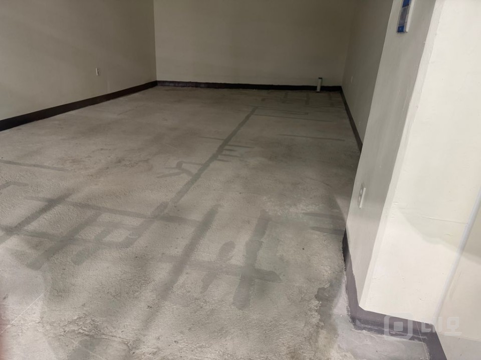 신길뉴타운 신풍역 역세권 비스타에코 지하 1층 상가 임대 매물의 3번째 사진