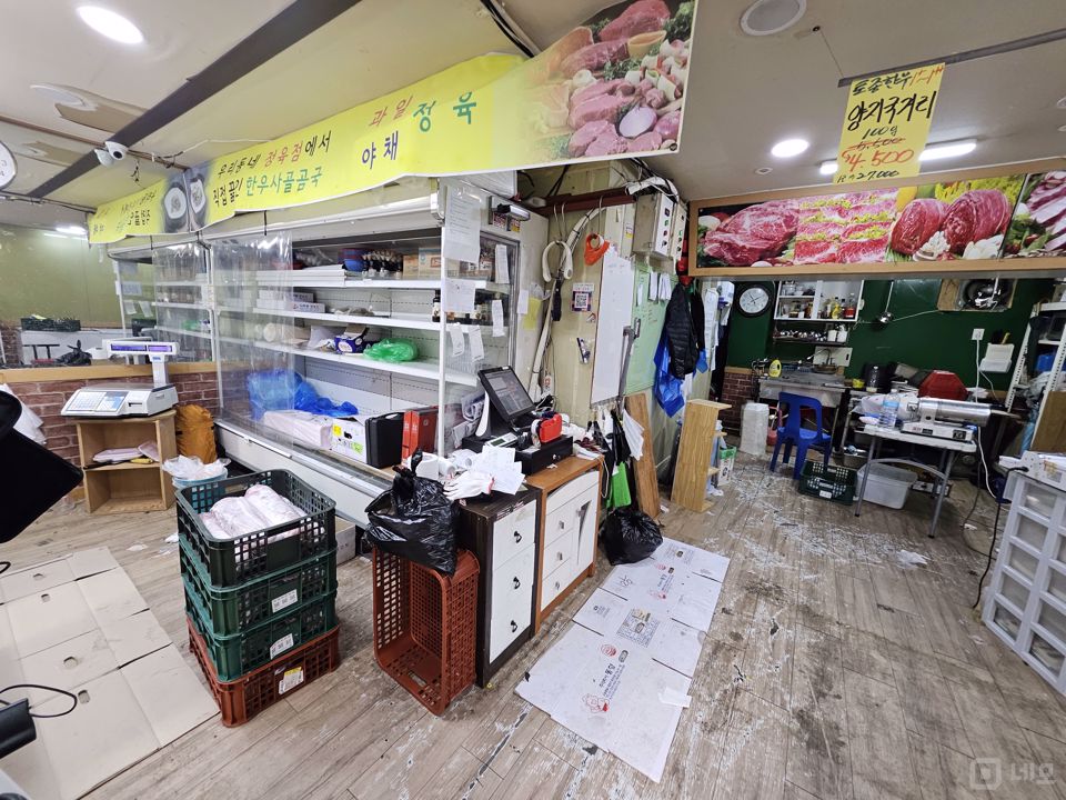 시설 집기 포함, 천호동 1층 정육점 매물의 2번째 사진