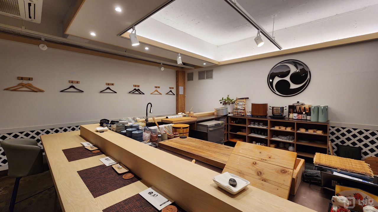 창동역 역세권, 중심상권 위치, 고급스러운 인테리어의 일식집 매물의 2번째 사진