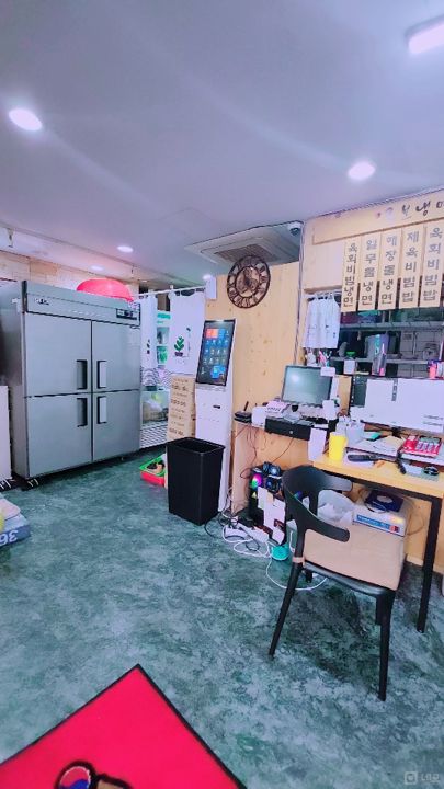 정릉동 깔끔한 시설, 다양하게 이용 가능한 냉면집 매물의 1번째 사진