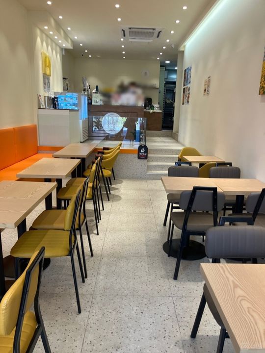 명일동 인테리어 및 시설 최상 카페 매물의 1번째 사진