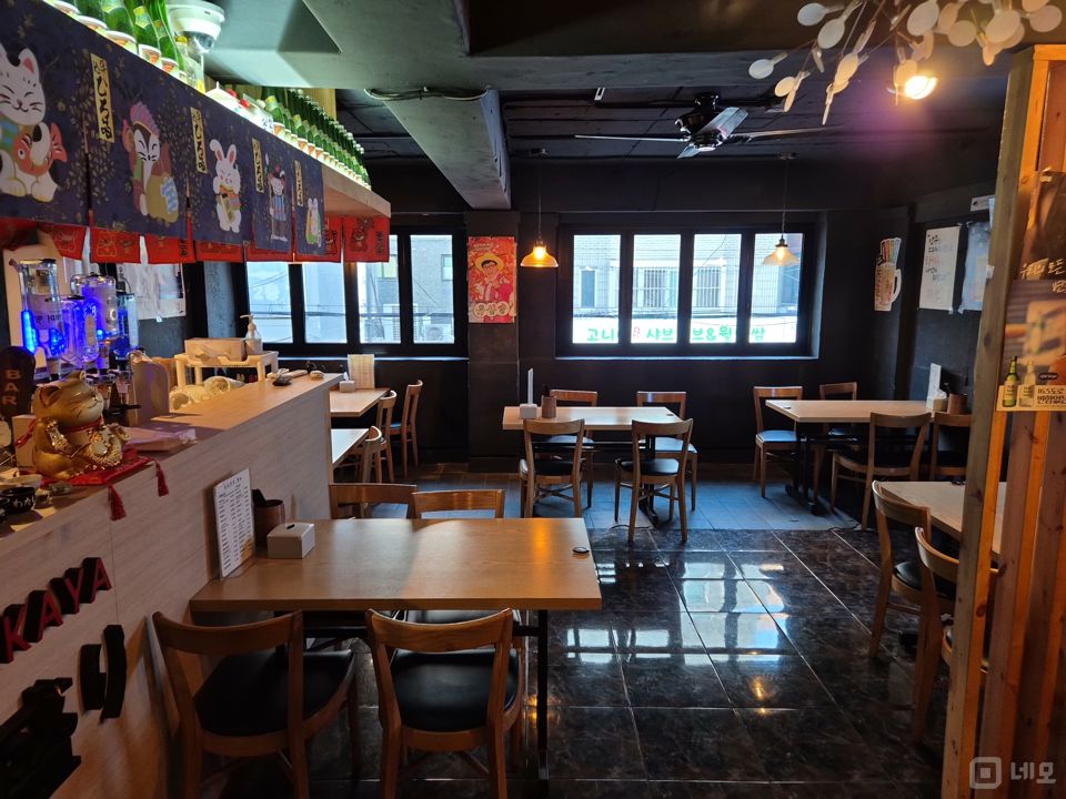 상봉동 복합상권에 위치한 이자카야 매물의 1번째 사진