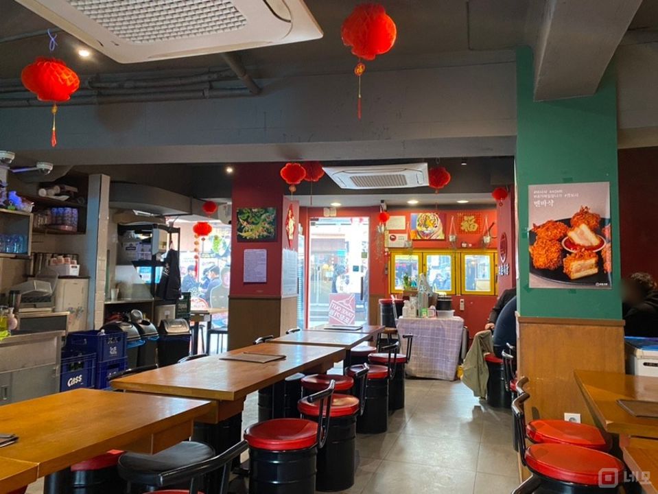 혜화동 대학가, 인테리어 및 시설 깔끔한 요리주점 매물의 3번째 사진