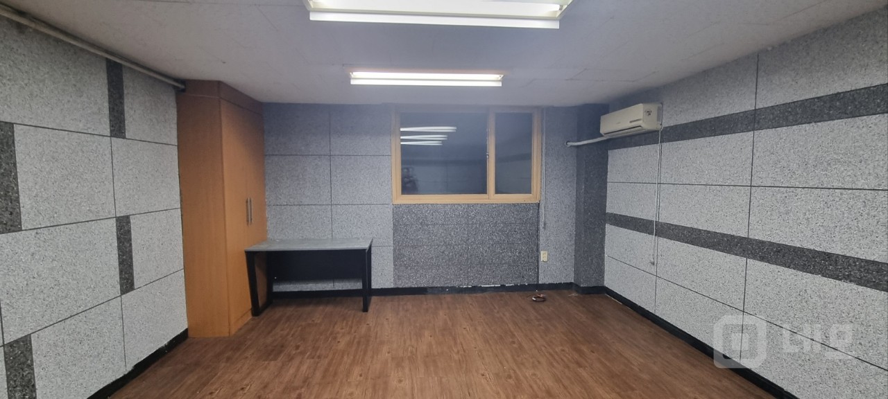 동대입구역 6분거리 동대문역사문화역 8분거리 2층 사무실 매물의 5번째 사진