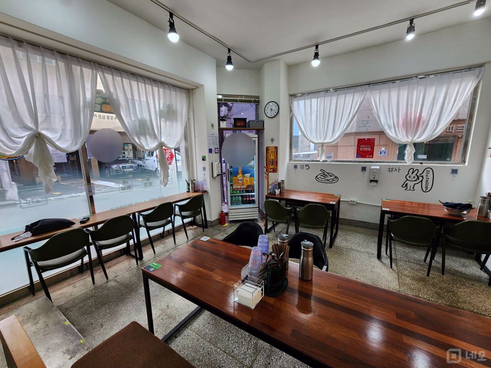 거주민 수요가 풍부한 자양동 돈까스 전문점 매물의 1번째 사진