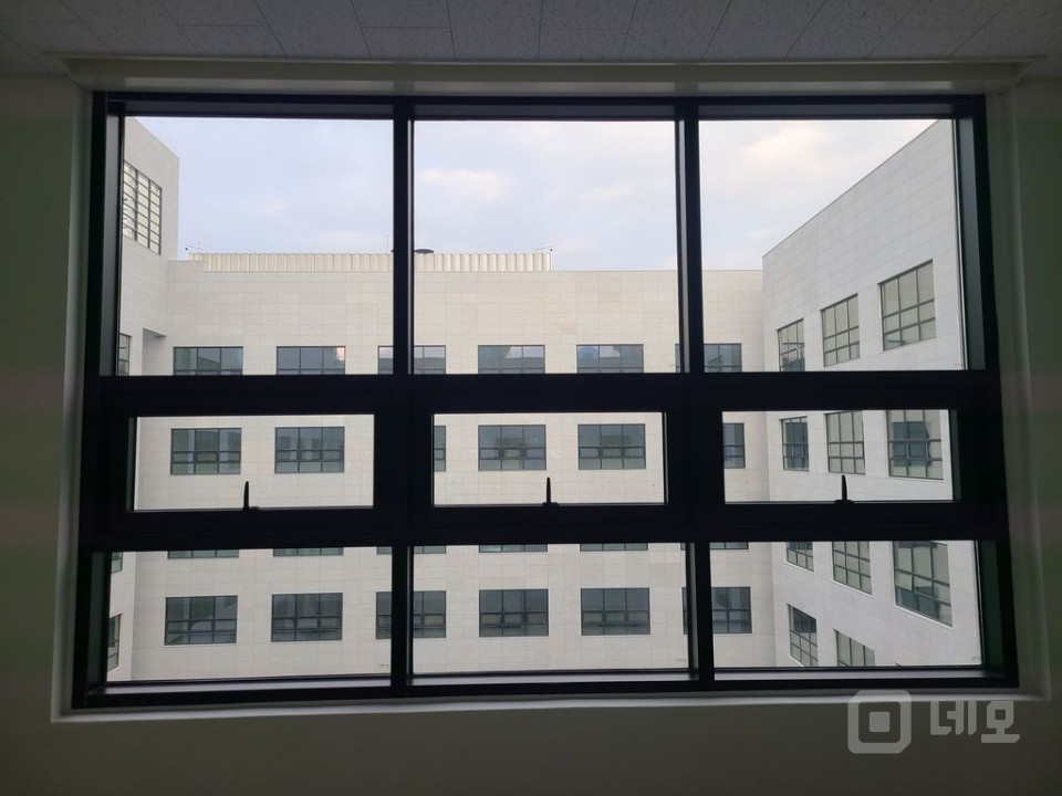 장기역 도보 10분 대로변 금광하이테크티 지식산업센터 6층 임대합니다 매물의 4번째 사진