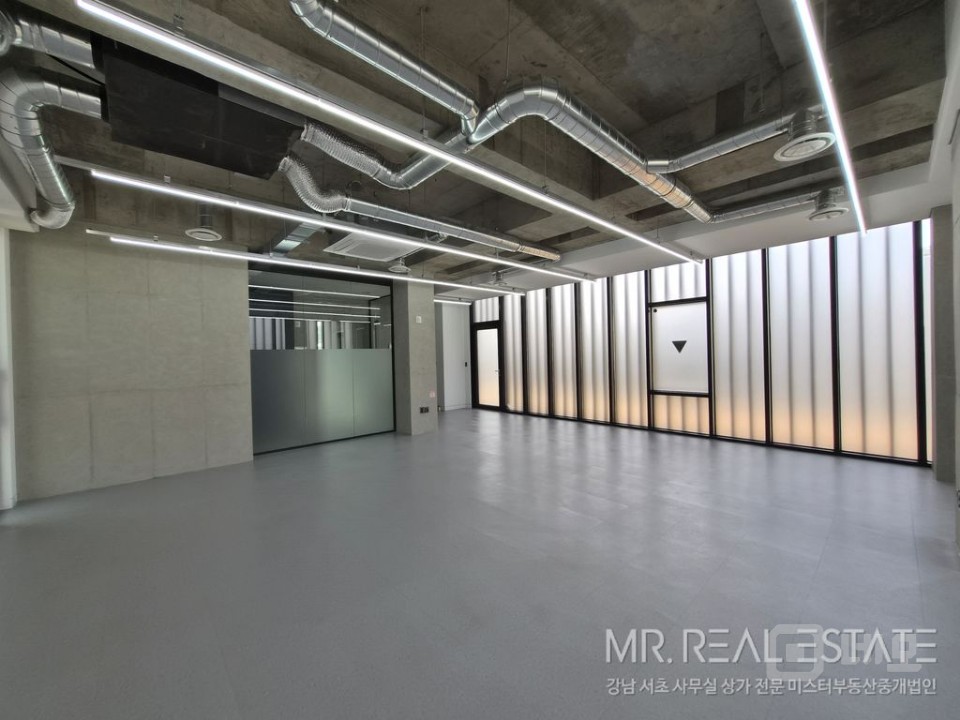 ★신축통사옥.주차8대.가성비왕.루프탑전경맛집.호텔급★ 매물의 5번째 사진