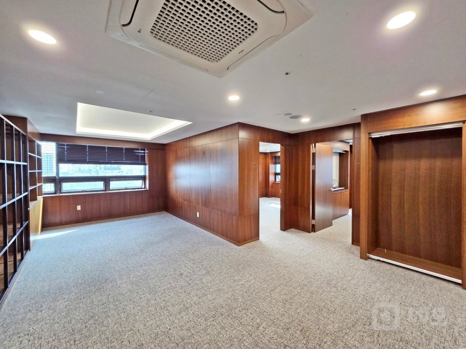 테헤란로 인테리어 사무실 대박 매물의 4번째 사진