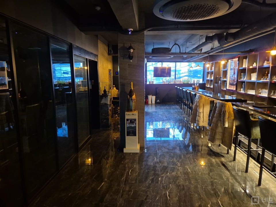 화곡동 번화가에 위치한 BAR 매물의 4번째 사진