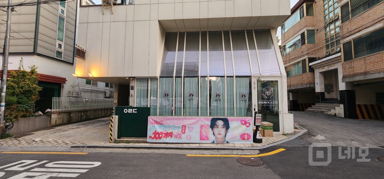 무권리~!! 서교동4M 초고천장 프라이빗 스튜디오 매물의 3번째 사진