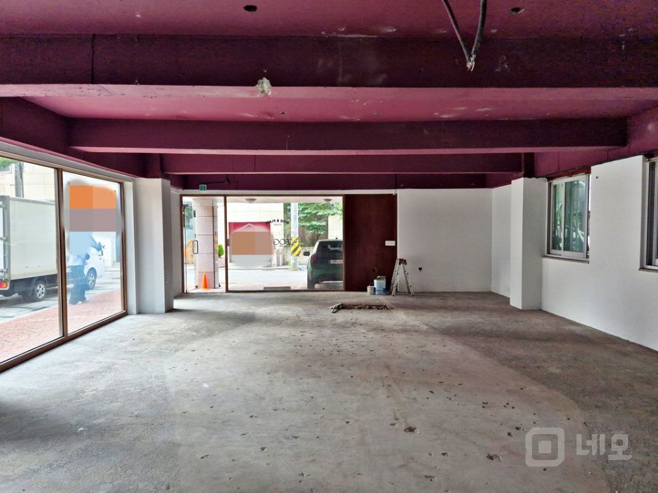 RISE 무권리 1층 망원역 인근  매물의 5번째 사진