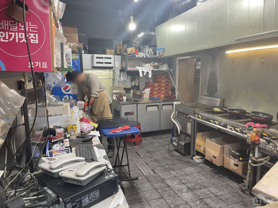 하왕십리동 기본 설비 잘 되어 있는 치킨점 매물의 1번째 사진