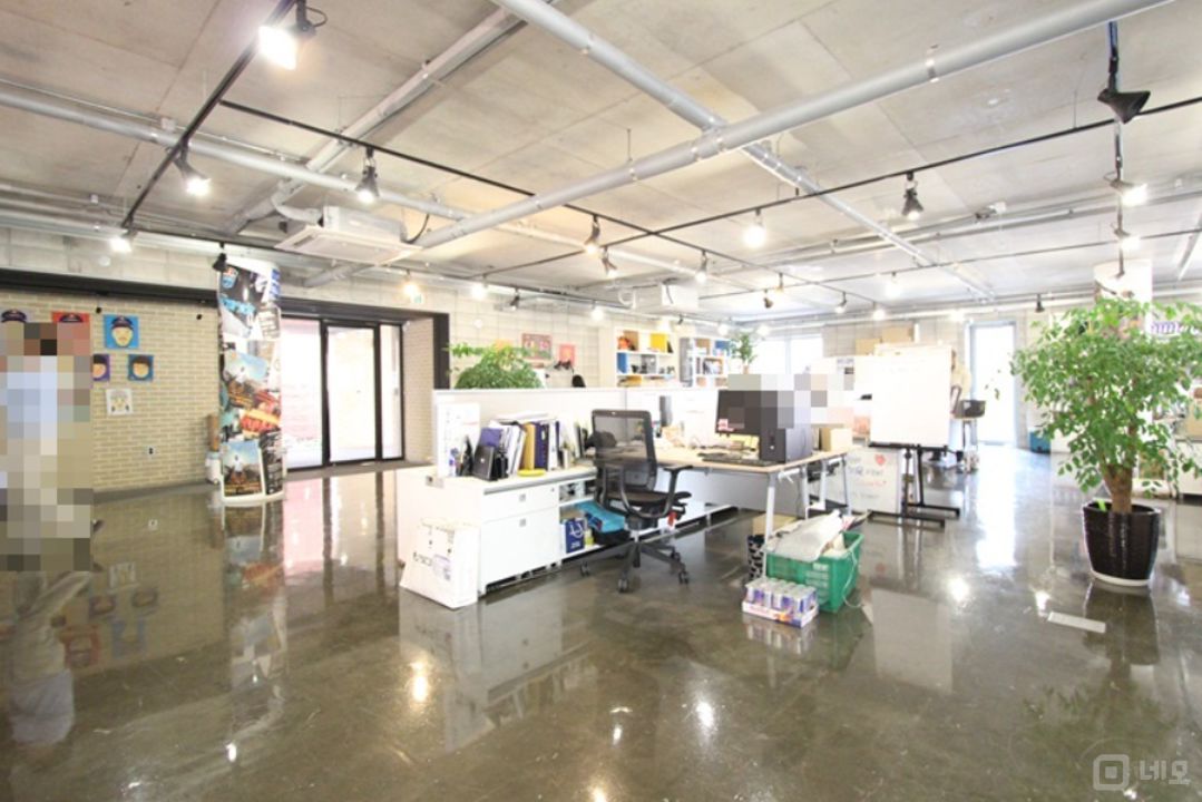 ★ High-end 디자인 사옥 // 자주식 주차 3대  매물의 7번째 사진