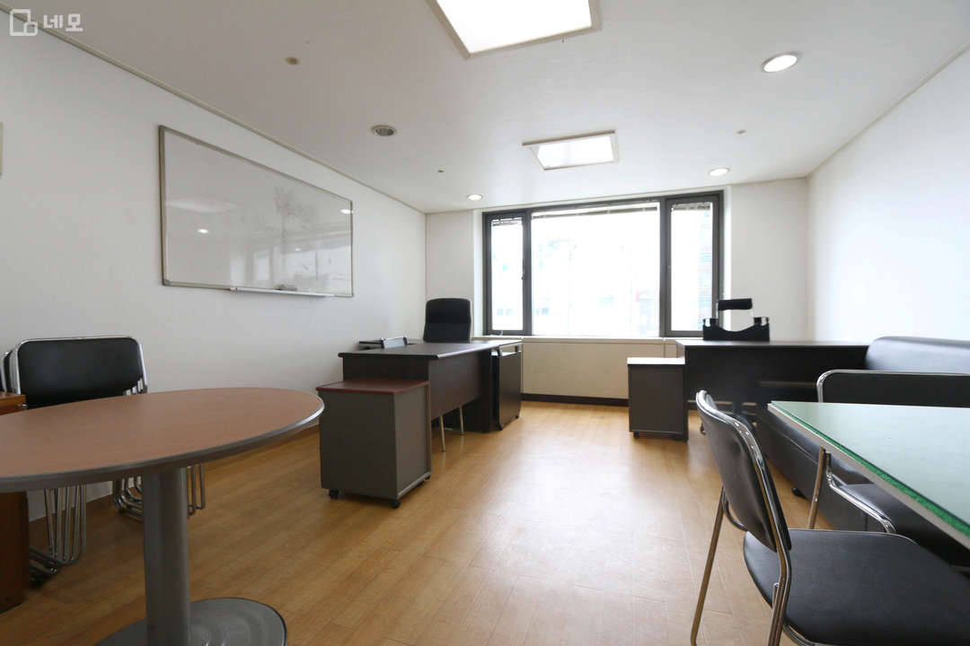 역삼역 3분거리!! 방문이 수월한 사무실 매물의 3번째 사진
