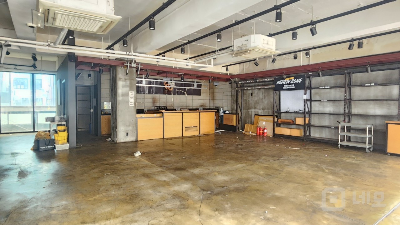 무권리💗건대초역세권💗320평💗대로변💗통임대 매물의 4번째 사진