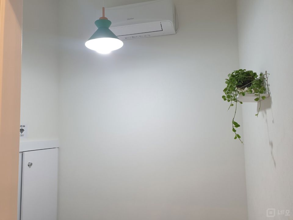 신현동 대단지 아파트 근접 위치, 시설, 인테리어 완비된 무인카페 매물의 4번째 사진