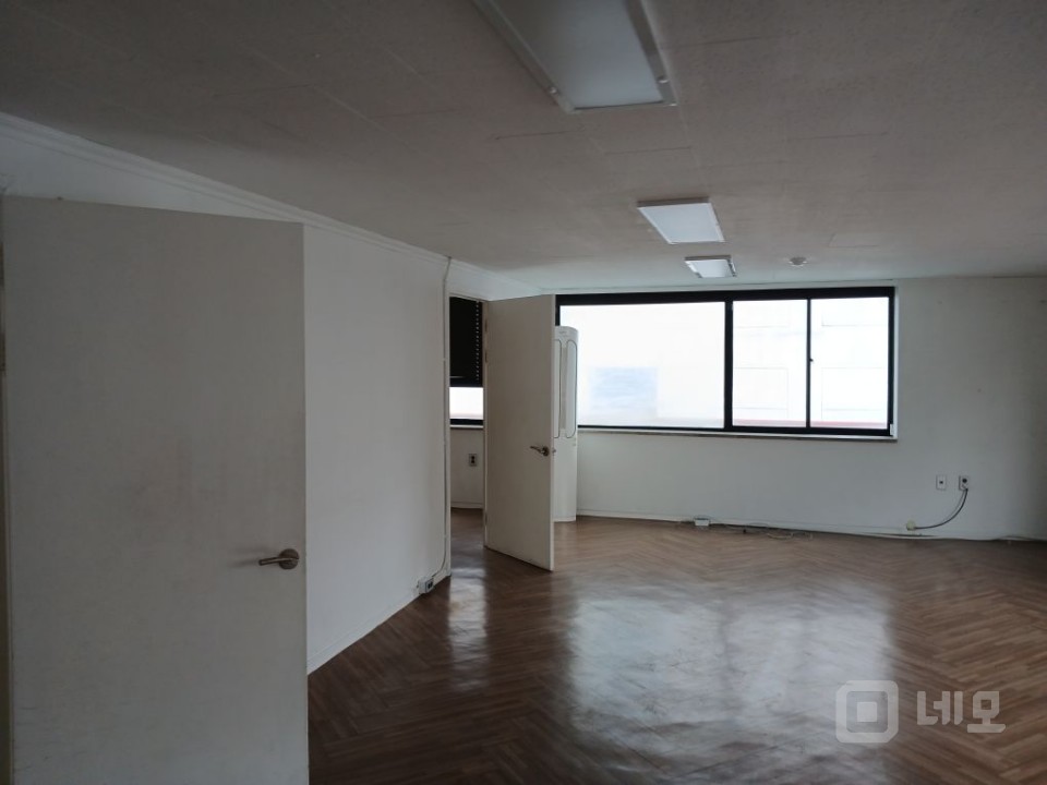 🏢 양재동 4층 사무실 단독 임대 매물의 3번째 사진