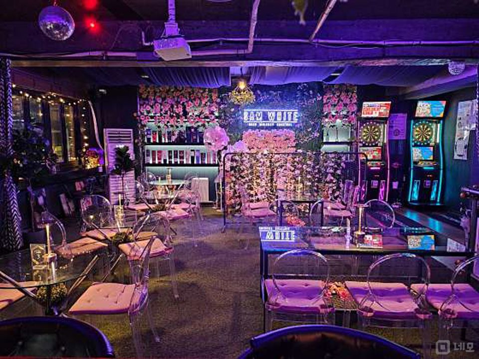 문래동 번화가에 위치한 BAR 매물의 2번째 사진