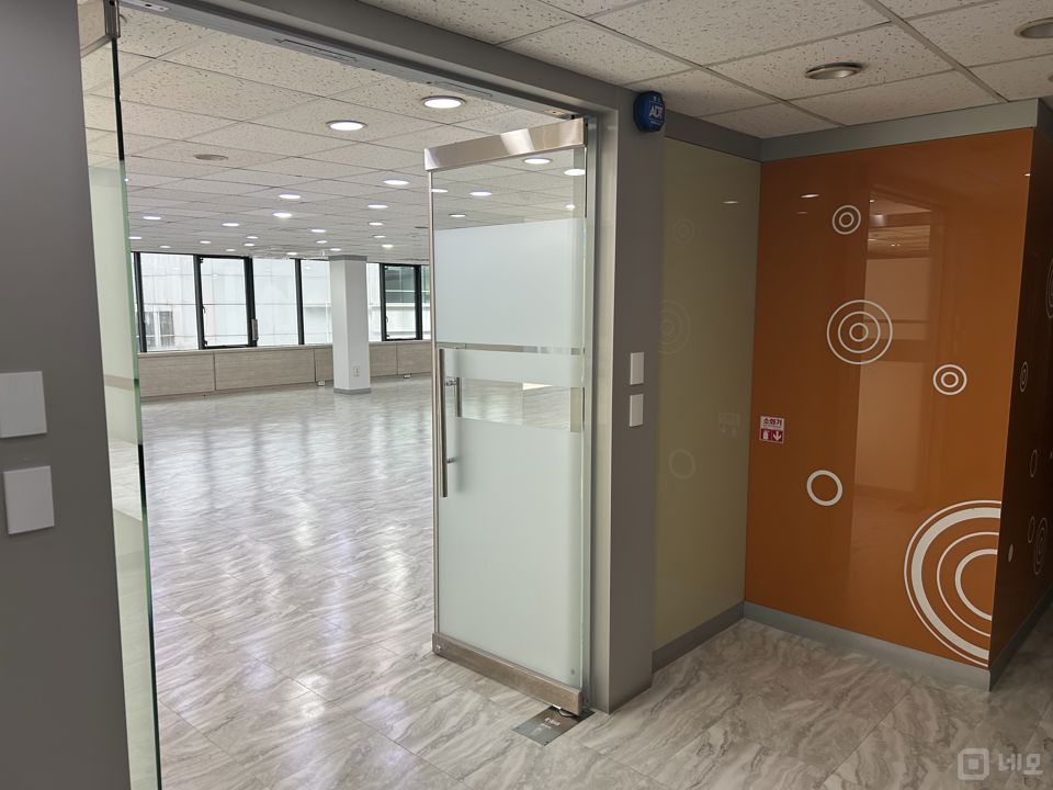 강남역 뱅뱅사거리 깔끔한 오피스 매물 매물의 7번째 사진