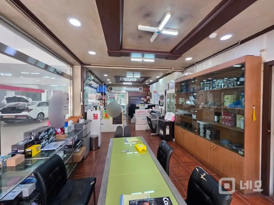 주차면적이 엄청 넓은 구조가 좋은 상가 매물의 6번째 사진
