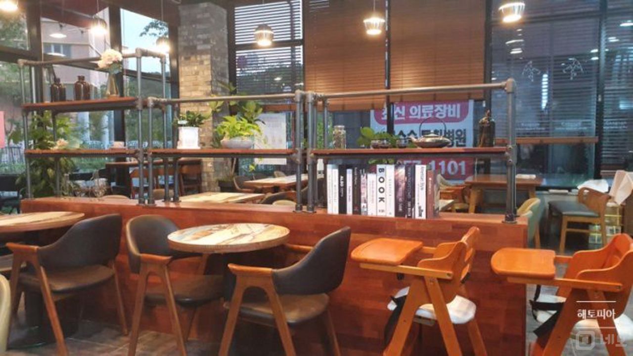 인테리어 완비된 새솔동 1층 까페 매물의 4번째 사진