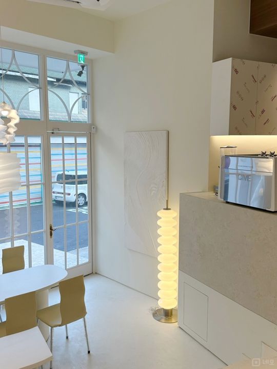 원효로2가 효창공원앞역 역세권, 입소문 듣고 찾아오는 브런치 카페 매물의 2번째 사진