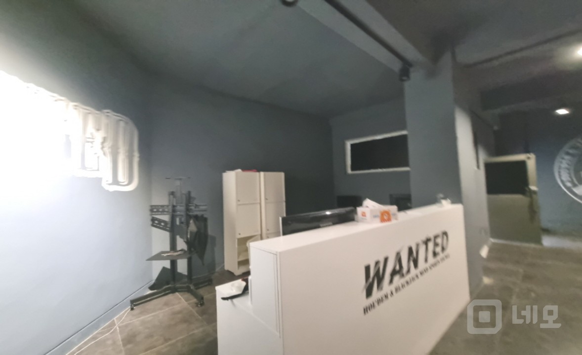 귀한 기둥없는구조/층고높은 지하1층 매물의 5번째 사진