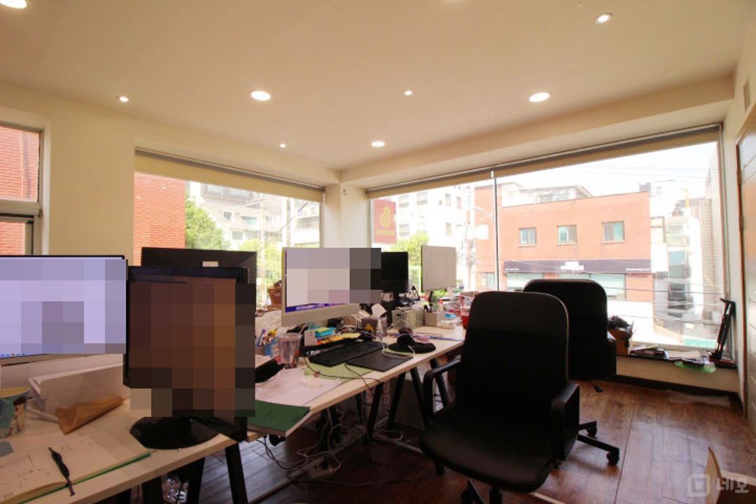 ★2개층 복층 홍대사무실 공원인근 전면 통창 개방감 굿!!★ 매물의 4번째 사진