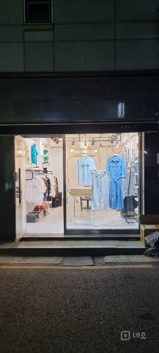 단골많고 위치좋은 의류판매점 매물의 4번째 사진