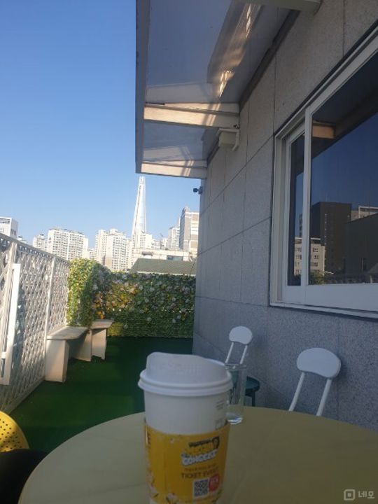 유동인구 많은 잠실동 신천먹자골목 5층 파티룸 매물의 6번째 사진