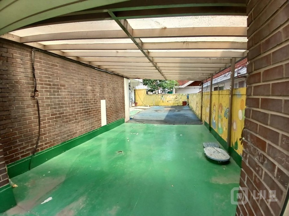 무권리 세류동 사거리 코너형 1층 45평, 넓은 전면부 차량접근 용이 매물의 5번째 사진