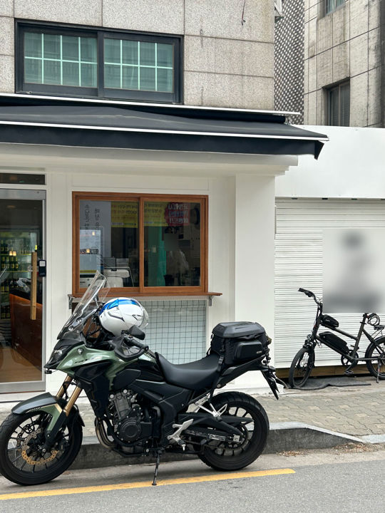 오목교역 역세권, 깔끔한 인테리어 완비된 목동 1층 카페 매물의 5번째 사진