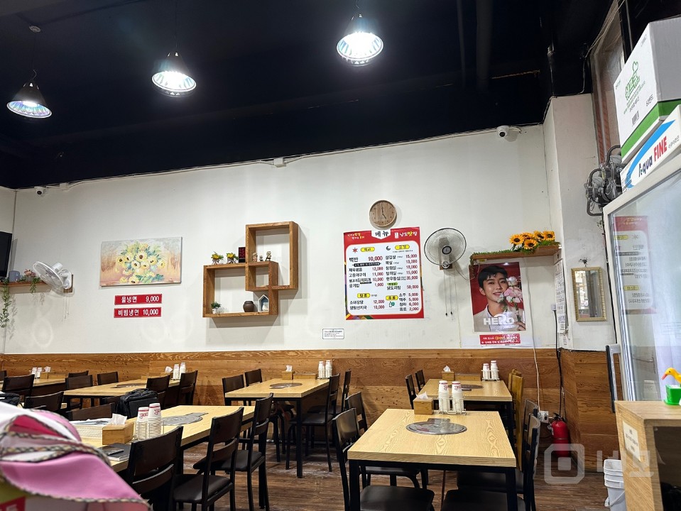 안산 고잔동 핵심상권 음식점, 신도시 법조타운 및 홈플러스 바로 근처  매물의 1번째 사진