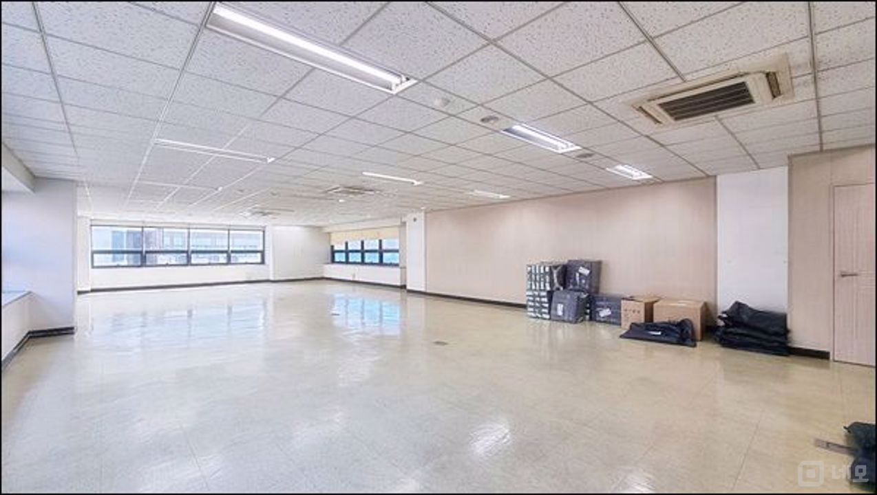 ▣7호선 이수역 533M / 대로변 정말 깔끔한 사무실 임대▣ 매물의 2번째 사진
