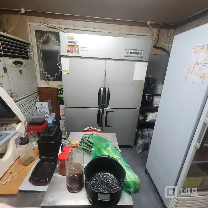 단독주택을 2,3층으로 개량한 고기및 일반식당 매물의 23번째 사진