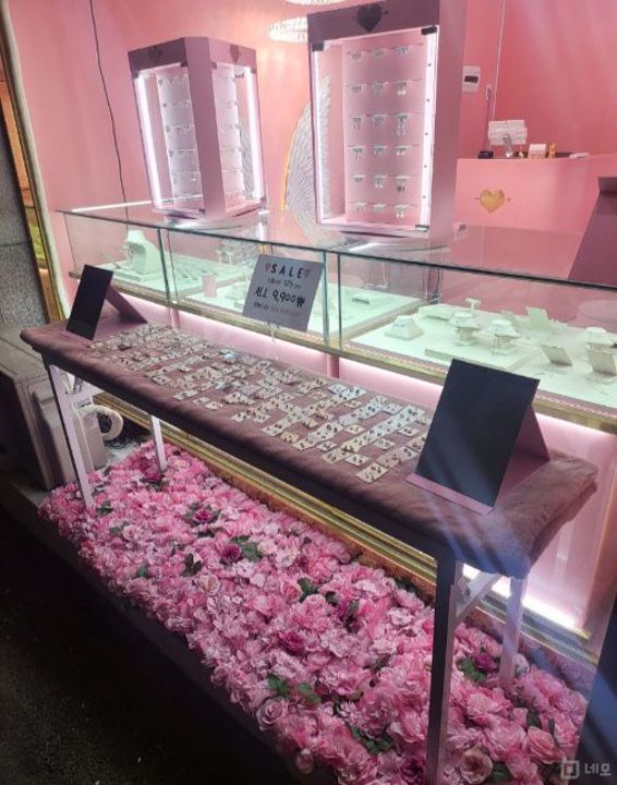 신촌역 역세권 접근성 좋은 대현동 1층 상가 매물의 4번째 사진