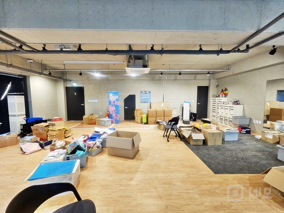 JS 합정역 역세권 S급 퀄리티의 1층 상가사무실 임대(단기임대 문의) 매물의 7번째 사진