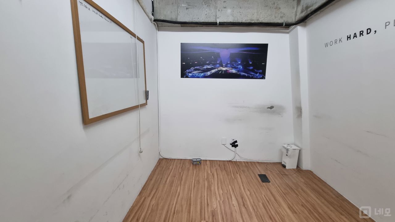 상수역 인근 위치좋은 4층 상가공실 매물의 11번째 사진