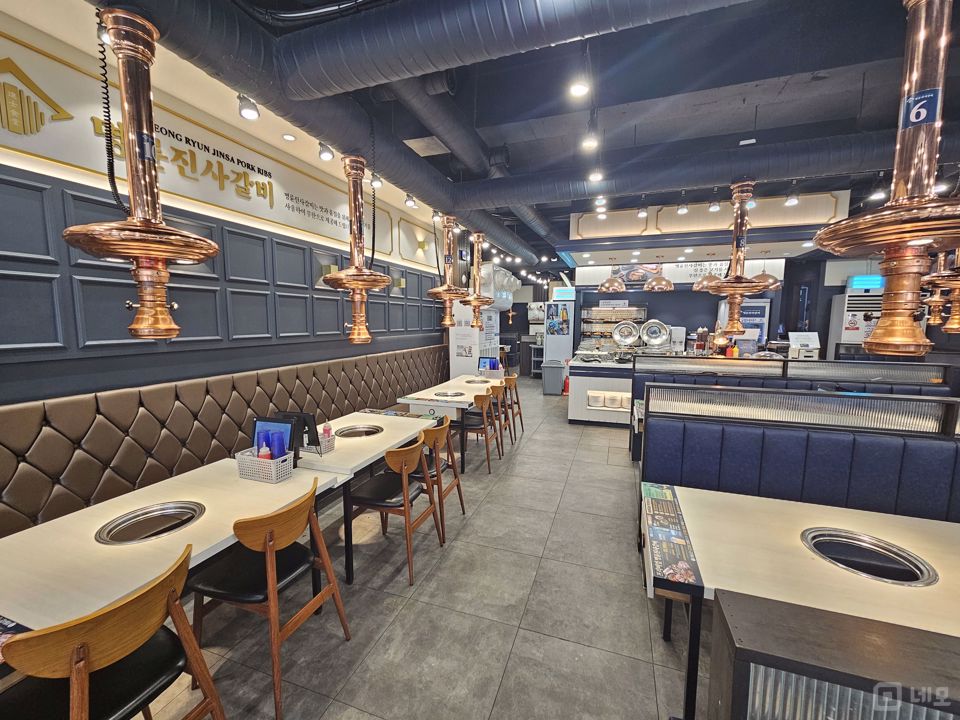 유동인구 많은 상계역 먹자골목 1층 고깃집 매물의 1번째 사진