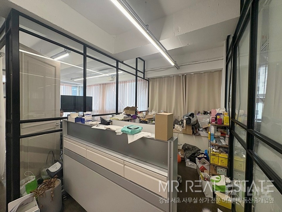 도산공원사거리 S급인테리어 싱크有 매물의 3번째 사진