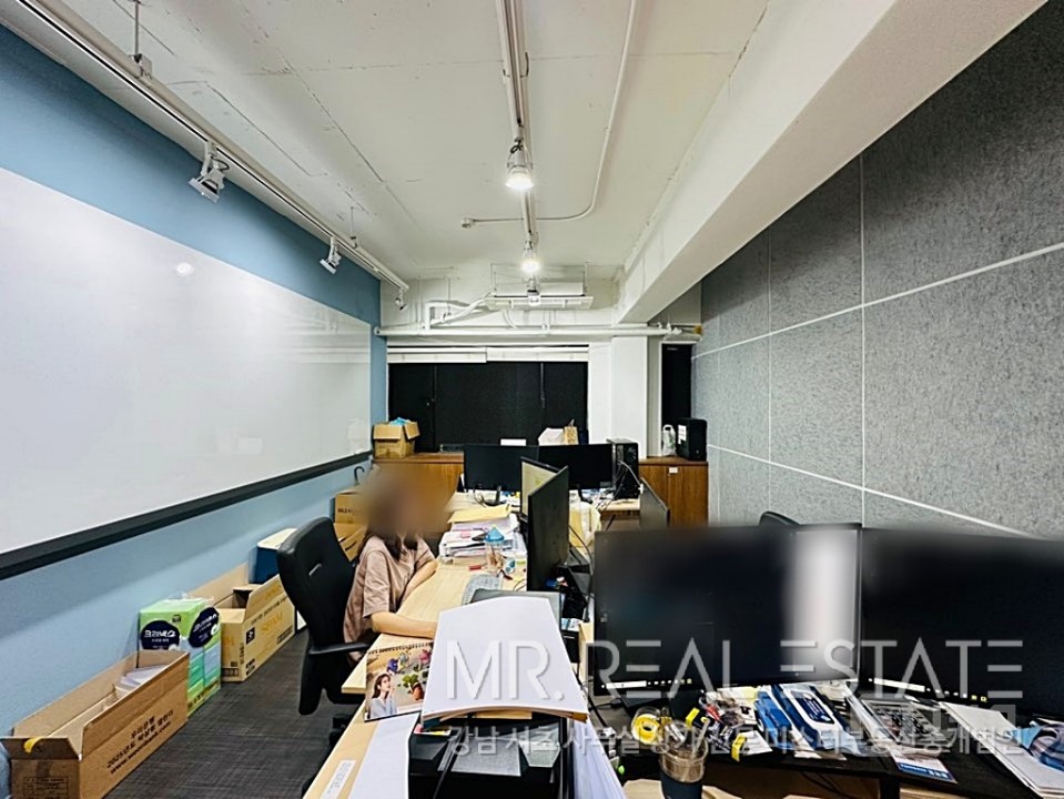 인테리어최상.아이티강추.룸6.주차3.높은층고.가성비甲 매물의 12번째 사진