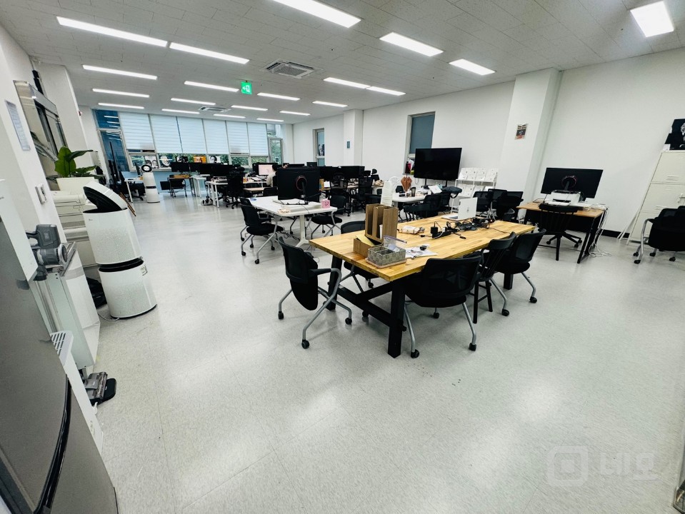 강남역 역세권 깔끔하고 쾌적한 업무 환경을 위한 최적의 공간 사무 매물의 5번째 사진