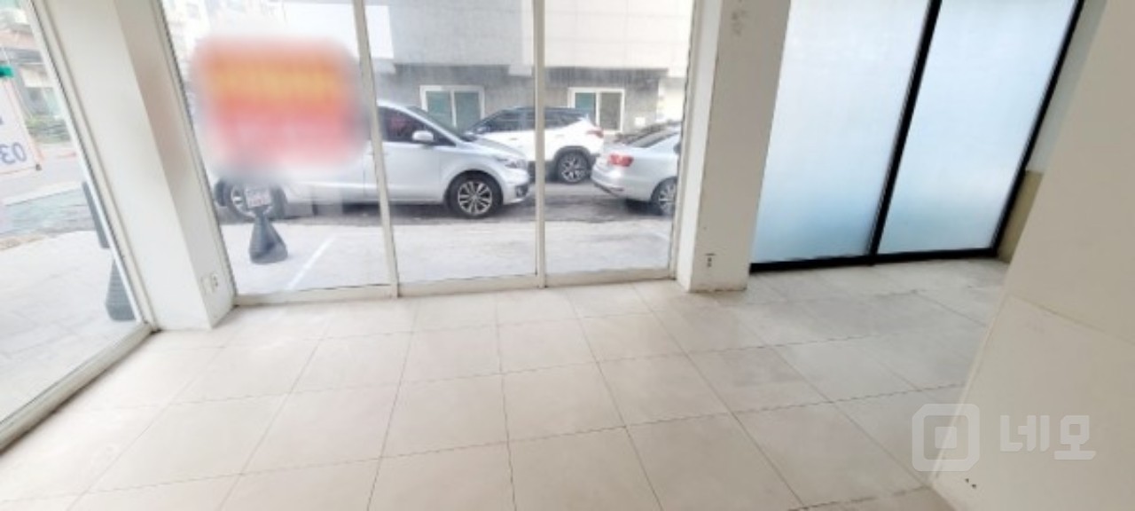 관양동 동편마을 1증상가 무인카페 문구소매환영 매물의 1번째 사진